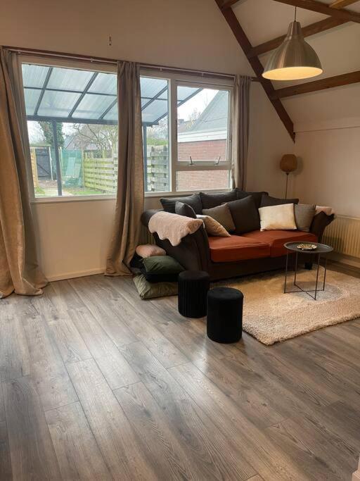 Leuke Bungalow In Noord-Holland Opmeer Exterior foto